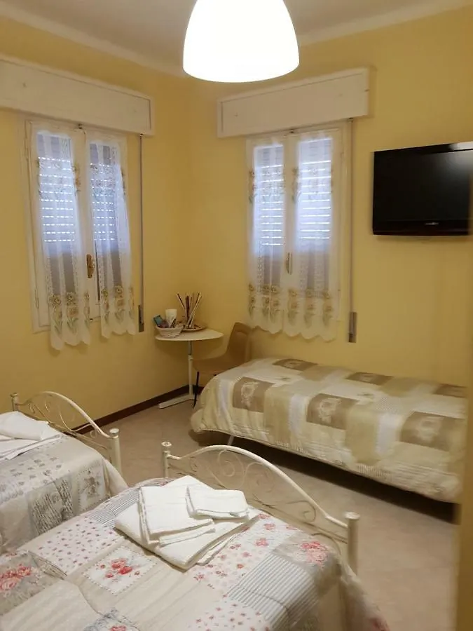 Room & Breakfast Passo Buole Ρέτζιο Εμίλια 0*,  Ιταλία